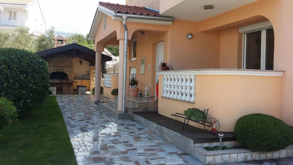 Villa Janja Jadranovo Exterior photo